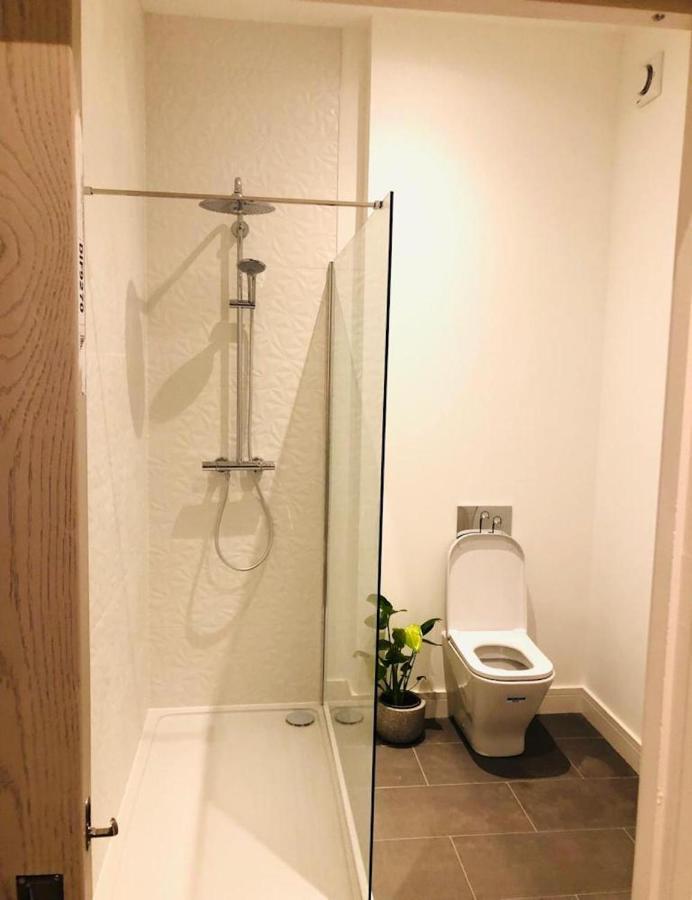 See Our Amazing Score At The Kepties - 5 X Luxurious Serviced Apartments - With Gardens - Fully Equipped - Free Parking - By Orion Short Stays - See Our Other Individual Listings --- This Is For Brand Awareness Only --- Arbroath Exterior photo