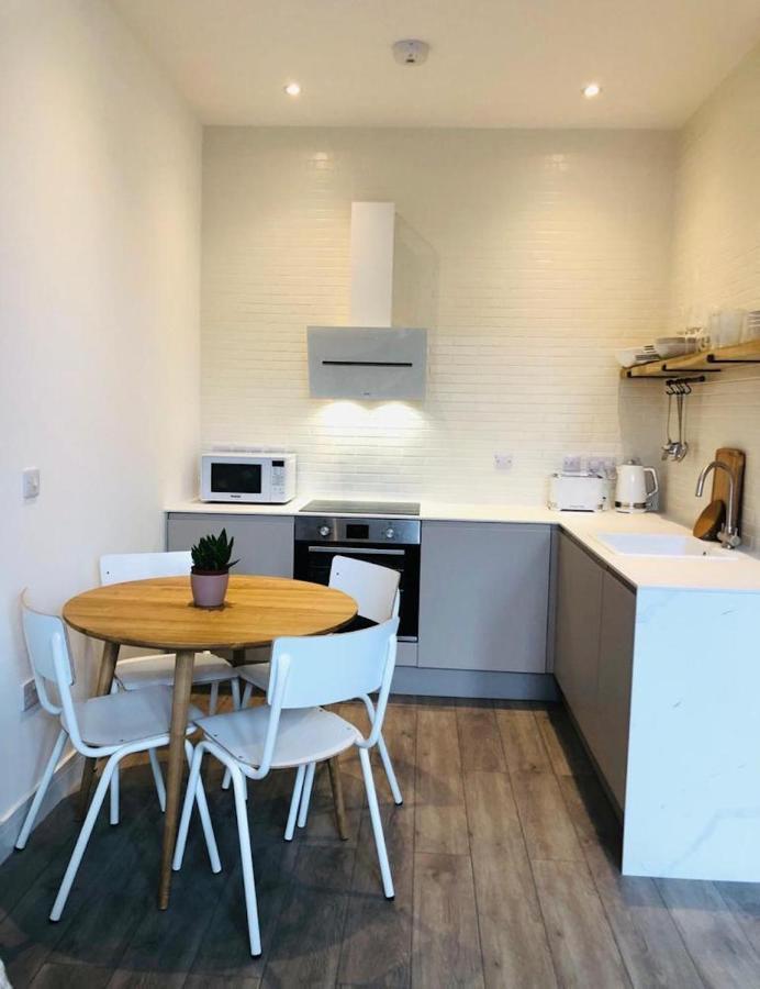 See Our Amazing Score At The Kepties - 5 X Luxurious Serviced Apartments - With Gardens - Fully Equipped - Free Parking - By Orion Short Stays - See Our Other Individual Listings --- This Is For Brand Awareness Only --- Arbroath Exterior photo