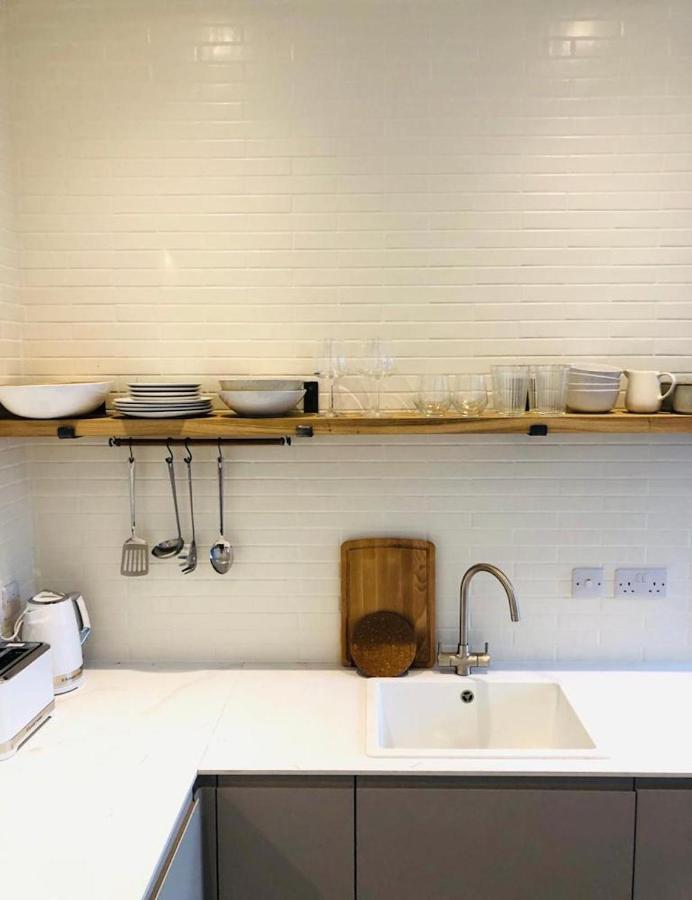 See Our Amazing Score At The Kepties - 5 X Luxurious Serviced Apartments - With Gardens - Fully Equipped - Free Parking - By Orion Short Stays - See Our Other Individual Listings --- This Is For Brand Awareness Only --- Arbroath Exterior photo